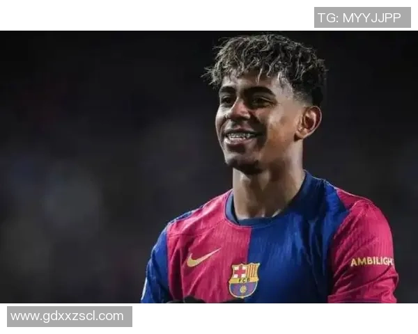 18岁足球天才崭露头角成就引关注引发全球足坛热议 18岁足球天才崭露头角成就引关注引发全球足坛热议