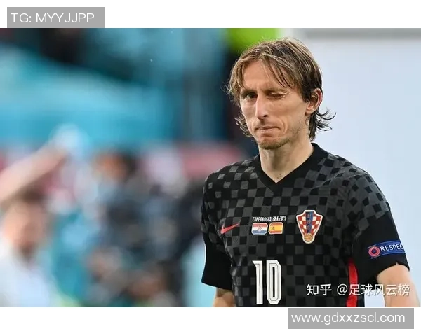 2005年世界足球风云:璀璨球星与足坛巅峰时刻回顾 2005年世界足球风云:璀璨球星与足坛巅峰时刻回顾