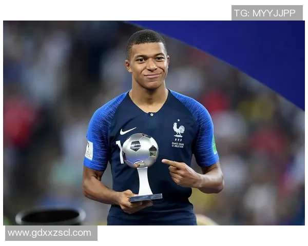 8月16日生日的足球巨星是谁 揭秘这一天与传奇球员的特殊联系