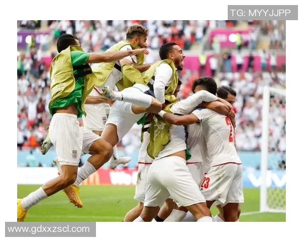 伊朗足球球星：从阿兹蒙到特拉比，见证传奇与未来的碰撞