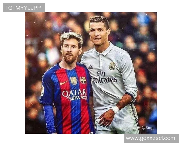 帕帕尼足球星卡C罗：传奇球员与收藏价值的完美融合